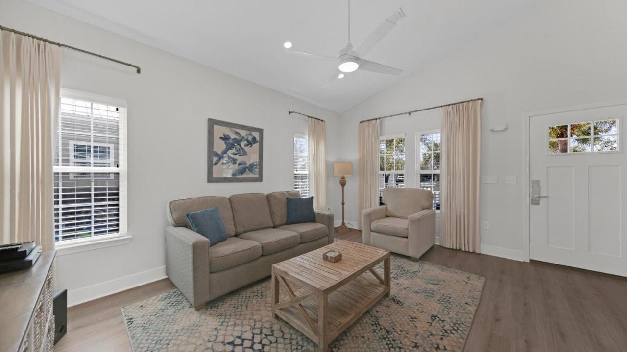 Pelican House - Newly Remodeled, Professionally Decorated, Only About 1 Mile To Seaside! Santa Rosa Beach Dış mekan fotoğraf