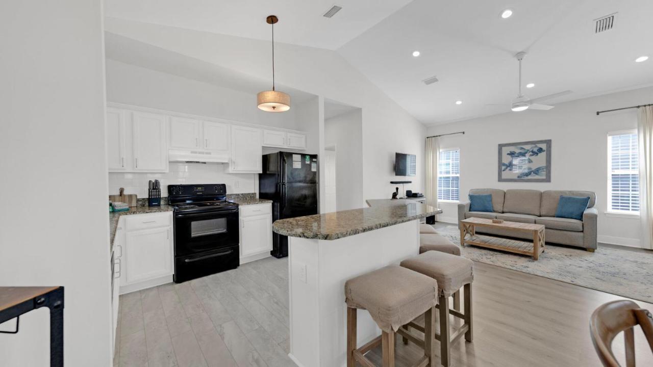 Pelican House - Newly Remodeled, Professionally Decorated, Only About 1 Mile To Seaside! Santa Rosa Beach Dış mekan fotoğraf